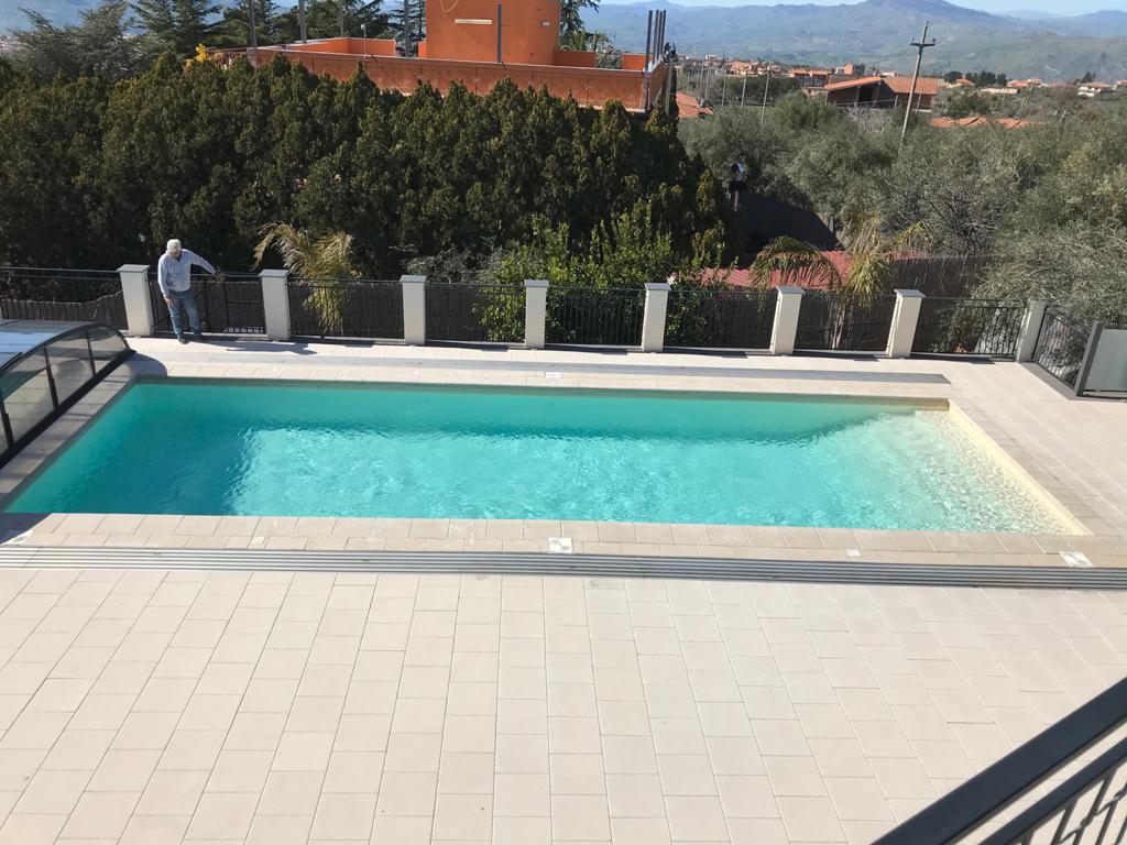 Adrano (CT) -Piscina